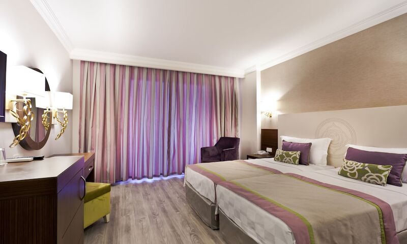 Side Alegria Hotel & Spa