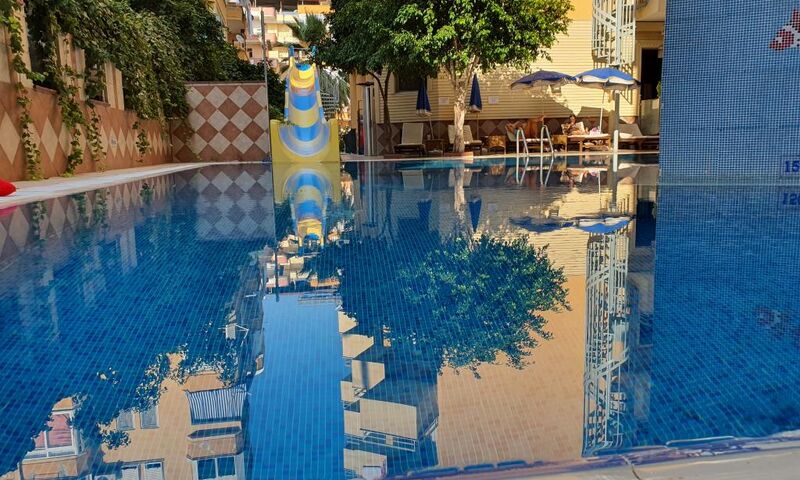 Kleopatra İkiz Otel