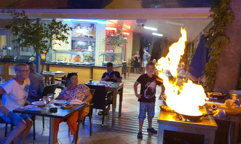 Kleopatra İkiz Otel