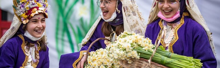 Karaburun Nergis Çiçeği Festivali