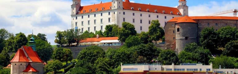 BERLİN VE HALLSTATT ILE BİR ORTA AVRUPA MASALI TURU Türk Hava Yolları ile 7 gece